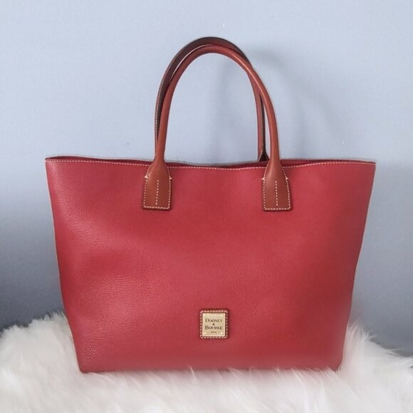 Dooney & Bourke Handbags - Dooney & Bourke Russell large pebbled leather tote EUC
